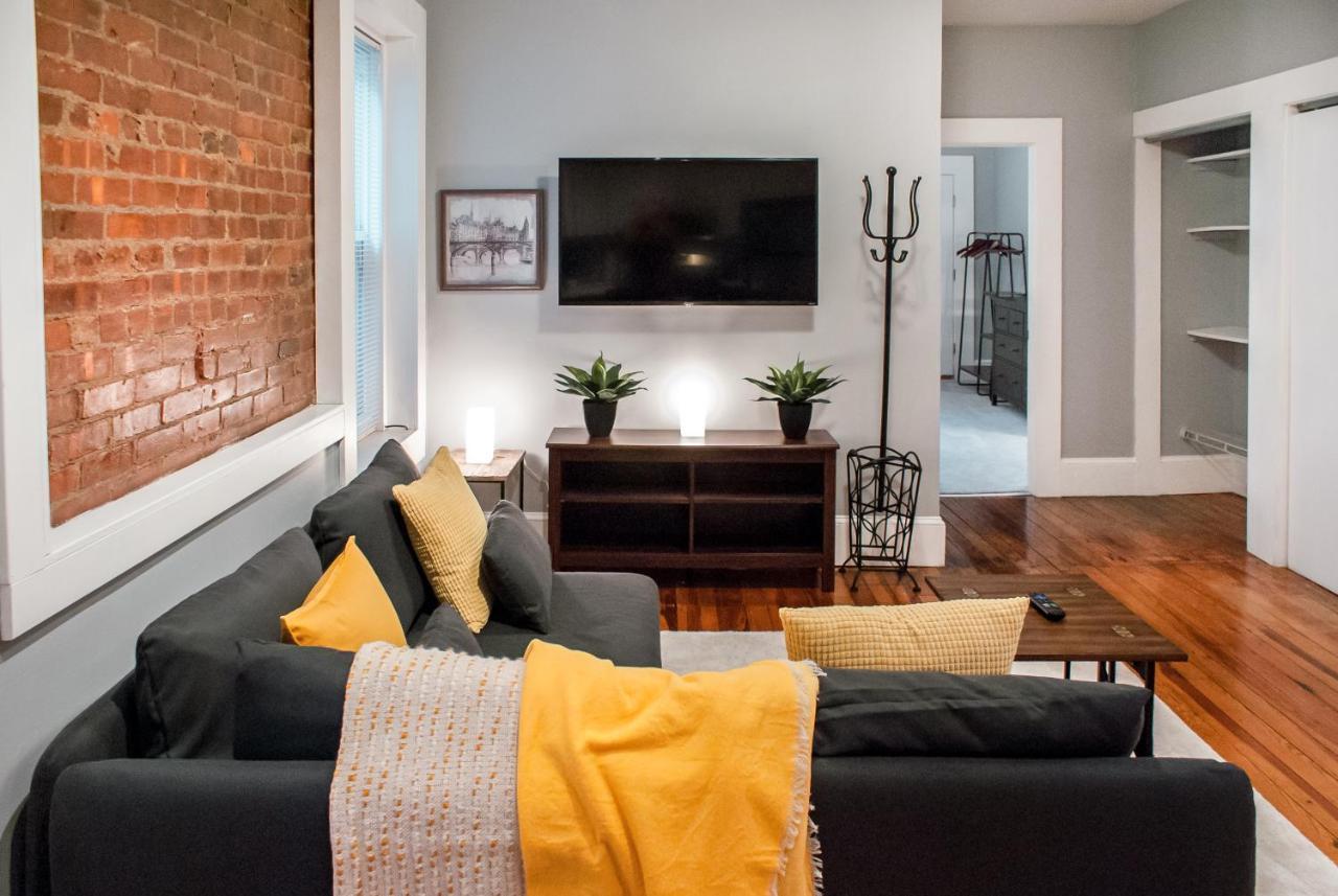 Gorgeous 1Br Wooster Sq. Apt. - Wshr/Dryr, Parking Нью-Гейвен Екстер'єр фото